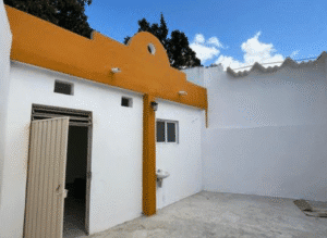 VISTA FACHADA CASA EN VENTA MERIDA MELITON SALAZAR