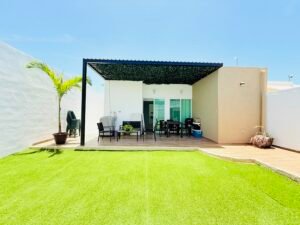 Vista fachada casa en venta Mérida cd. Caucel Gran Santa Fé